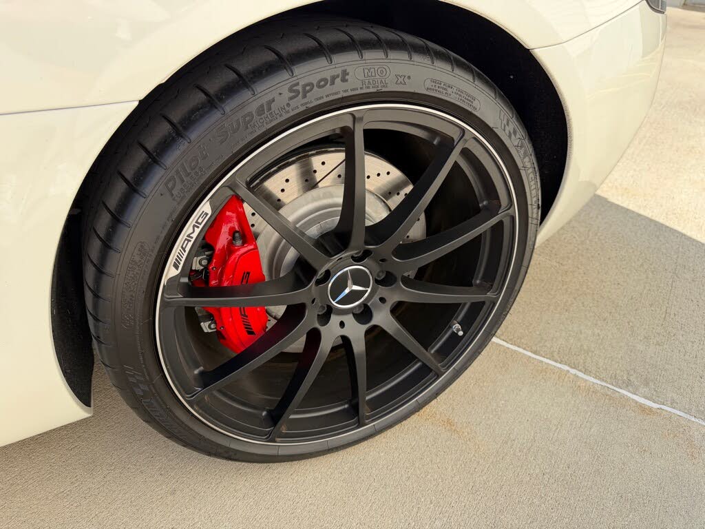 2014 Mercedes-Benz SLS AMG GT photo 12