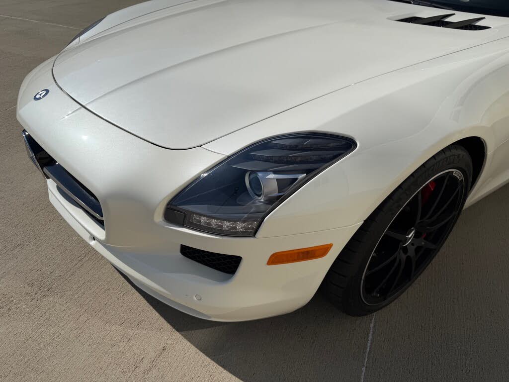 2014 Mercedes-Benz SLS AMG GT photo 9