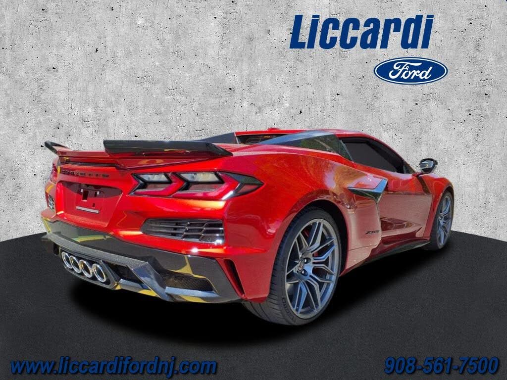 2023 Chevrolet Corvette Z06 2LZ Convertible RWD photo 2