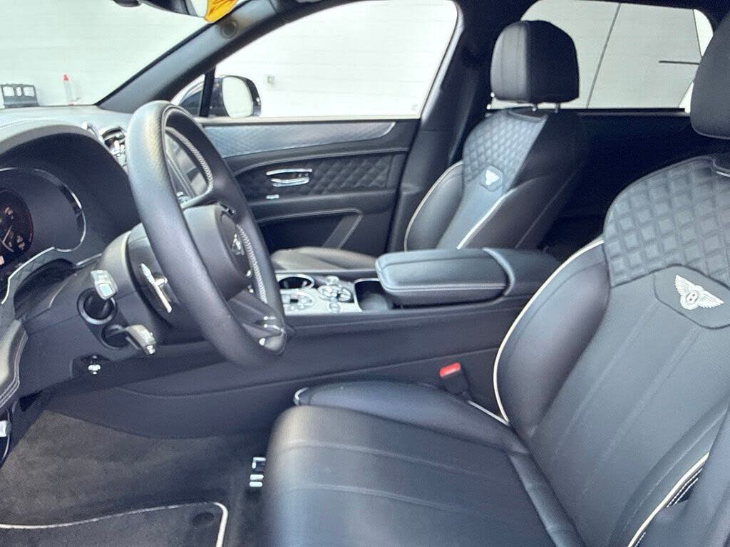 2023 Bentley Bentayga Speed AWD photo 23
