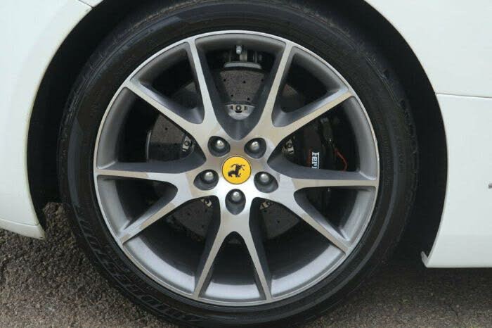 2012 Ferrari California Roadster photo 19