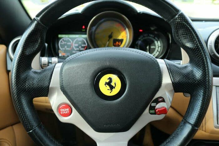 2012 Ferrari California Roadster photo 5