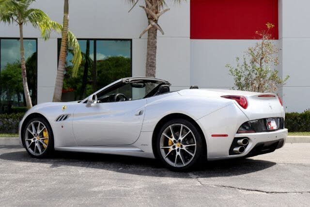 2012 Ferrari California Roadster photo 12