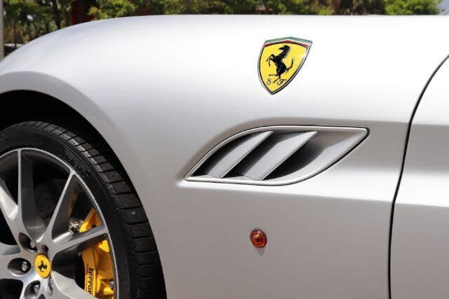 2012 Ferrari California Roadster photo 13