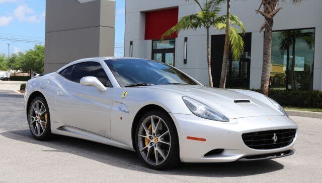 2012 Ferrari California Roadster photo 16