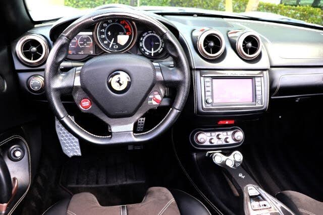 2012 Ferrari California Roadster photo 9