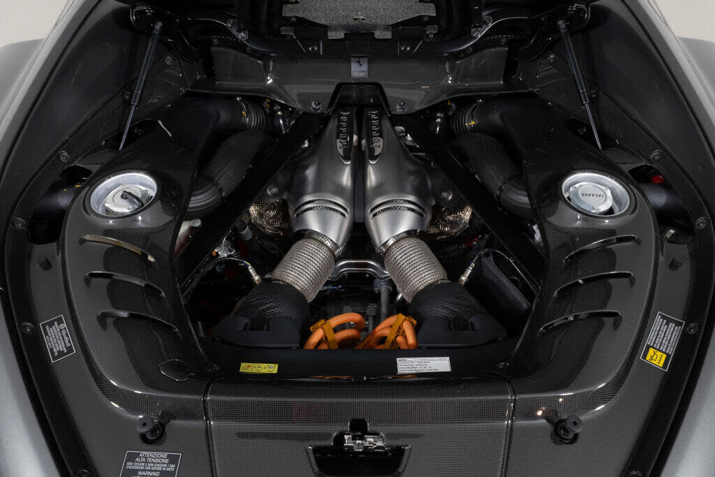 2024 Ferrari 296 GTB RWD photo 18