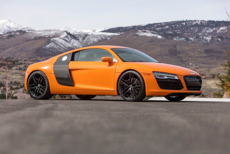 2014 Audi R8 quattro V8 Coupe AWD photo 16 of 24