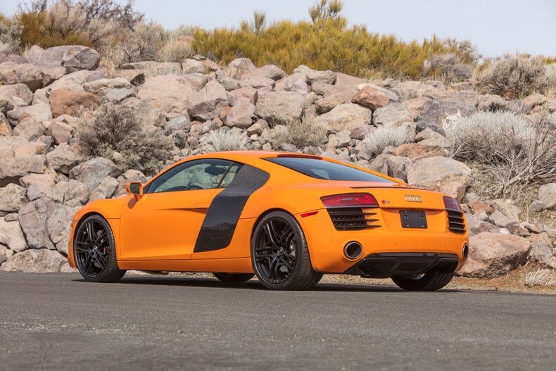 2014 Audi R8 quattro V8 Coupe AWD photo 18 of 24