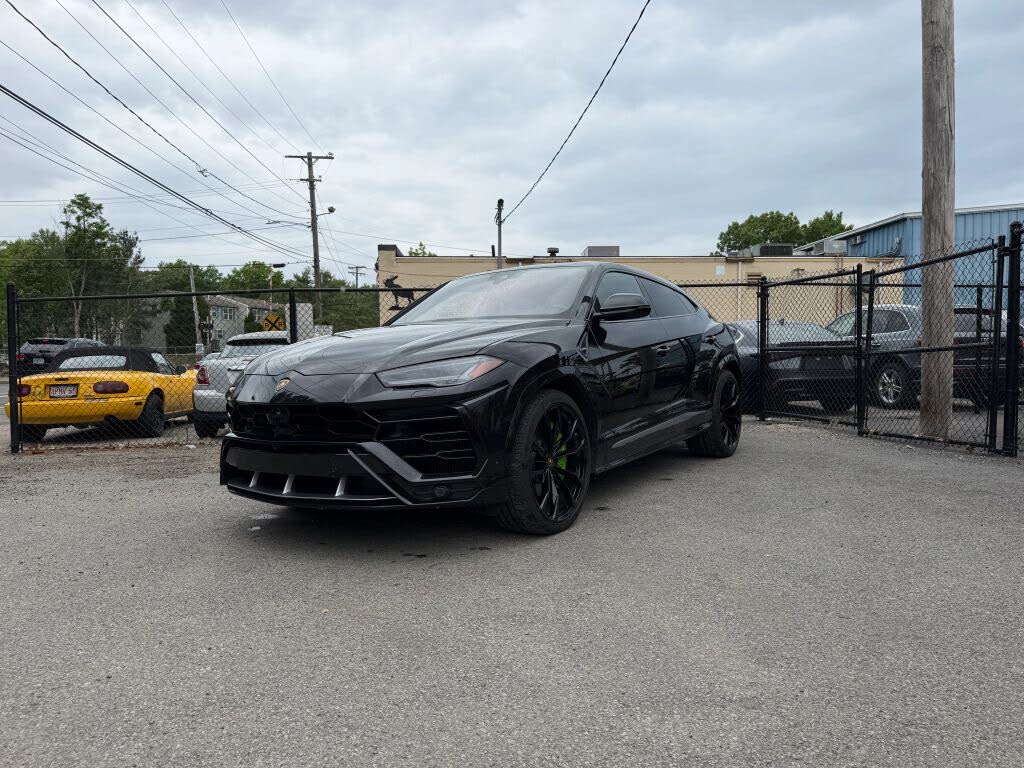2019 Lamborghini Urus 4WD