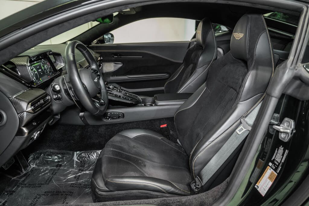 2025 Aston Martin Vantage Coupe RWD photo 13