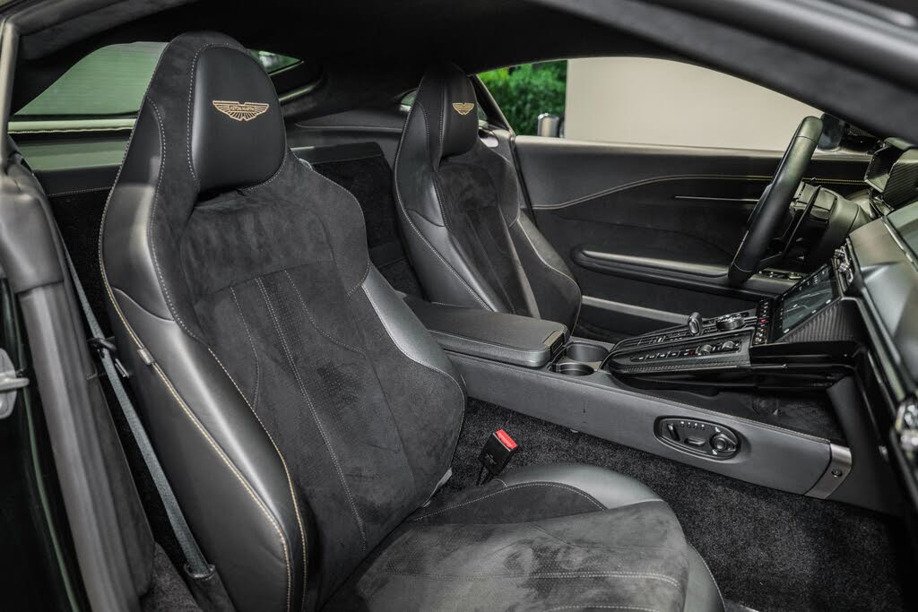 2025 Aston Martin Vantage Coupe RWD photo 16
