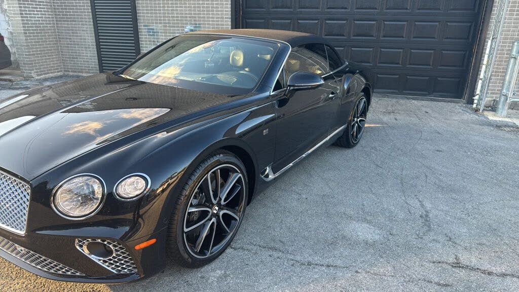 2020 Bentley Continental GTC V8 AWD photo 2