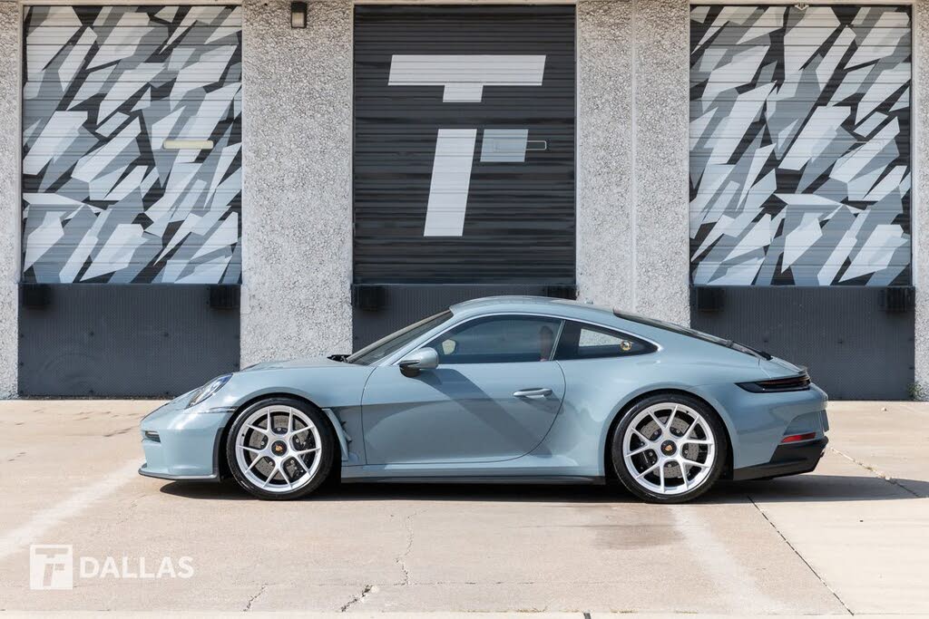 2024 Porsche 911 S/T Coupe RWD