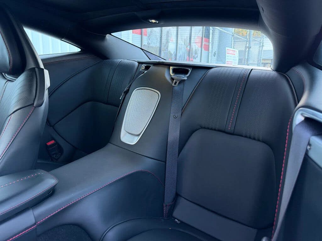2018 Aston Martin DB11 V12 Coupe RWD photo 18