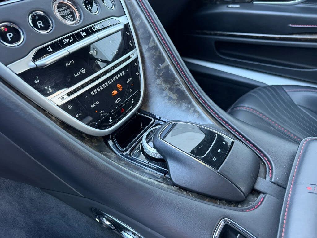 2018 Aston Martin DB11 V12 Coupe RWD photo 21