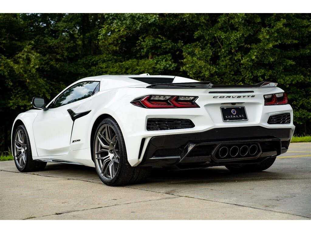 2024 Chevrolet Corvette Z06 3LZ Convertible RWD photo 21