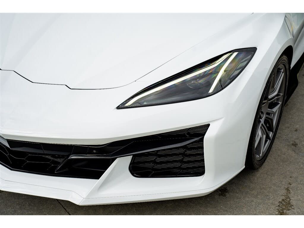 2024 Chevrolet Corvette Z06 3LZ Convertible RWD photo 8