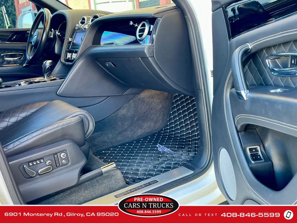 2018 Bentley Bentayga W12 Signature Edition AWD photo 16