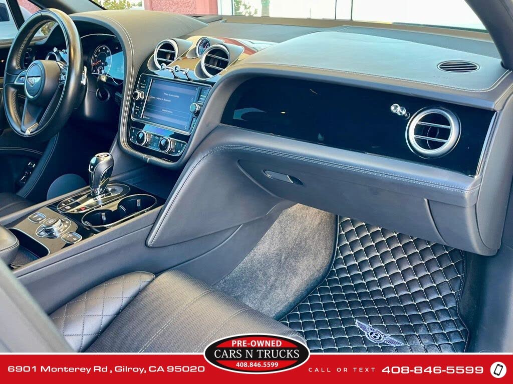 2018 Bentley Bentayga W12 Signature Edition AWD photo 18