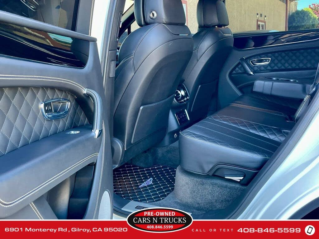 2018 Bentley Bentayga W12 Signature Edition AWD photo 10