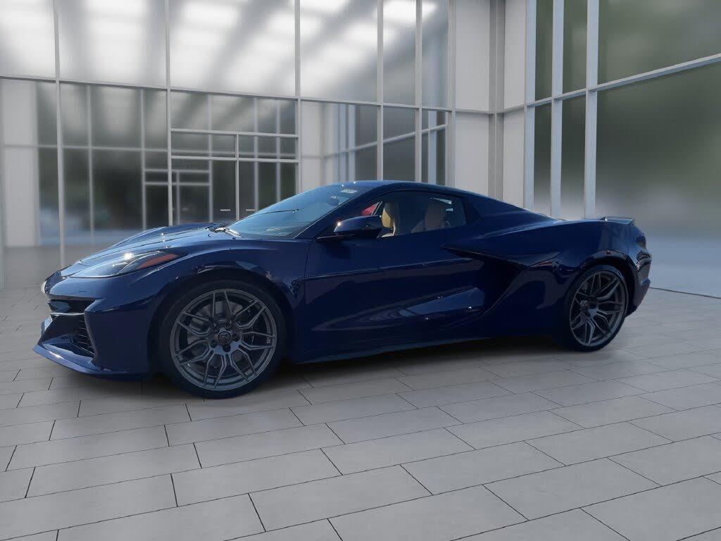2025 Chevrolet Corvette Z06 3LZ Convertible RWD photo 4