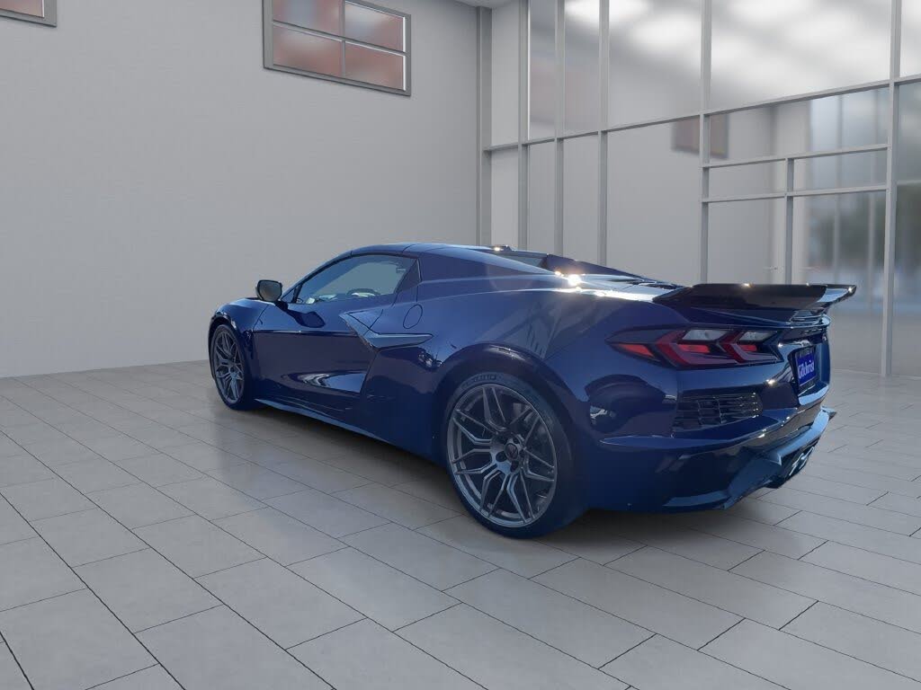2025 Chevrolet Corvette Z06 3LZ Convertible RWD photo 6