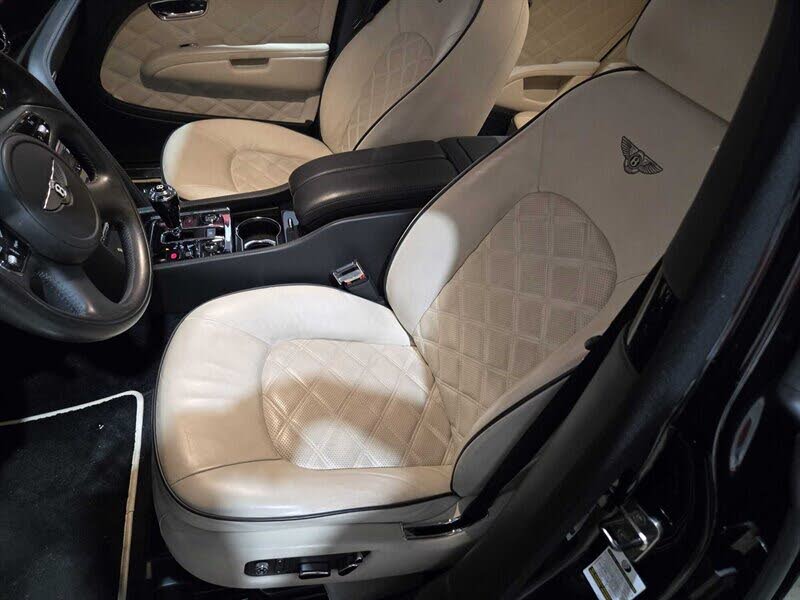 2016 Bentley Mulsanne RWD photo 10