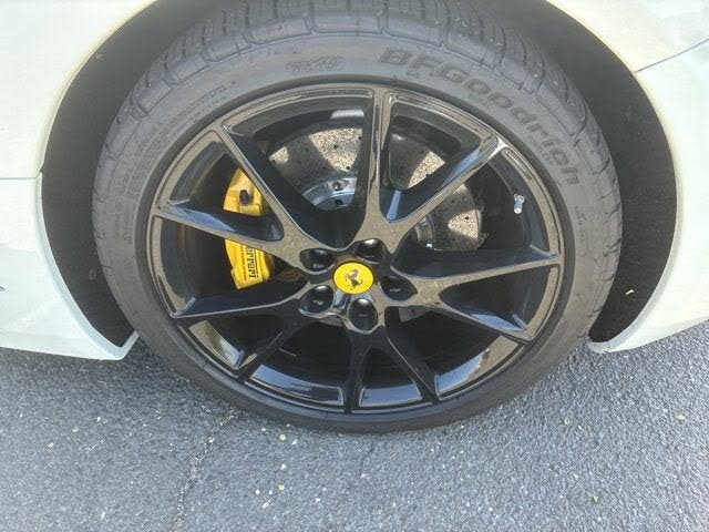 2011 Ferrari California Roadster photo 8