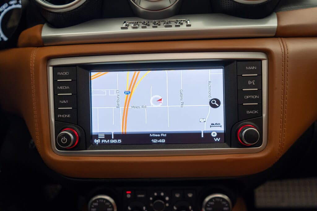 2015 Ferrari California T Roadster photo 17