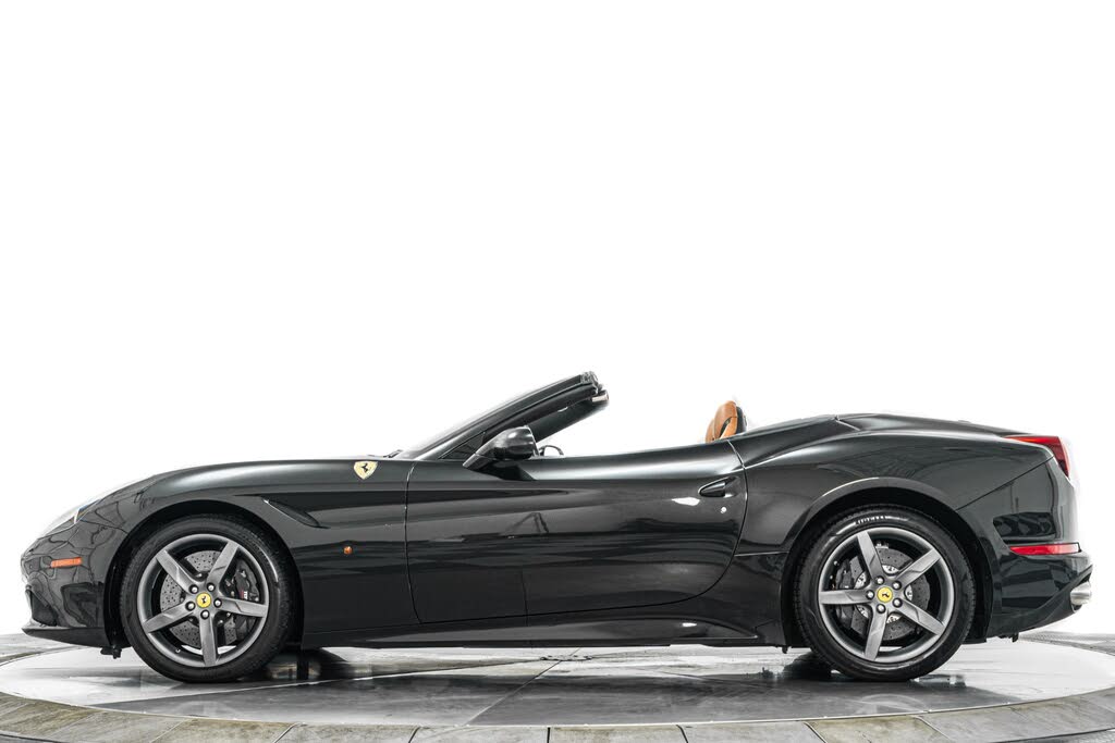 2015 Ferrari California T Roadster photo 6