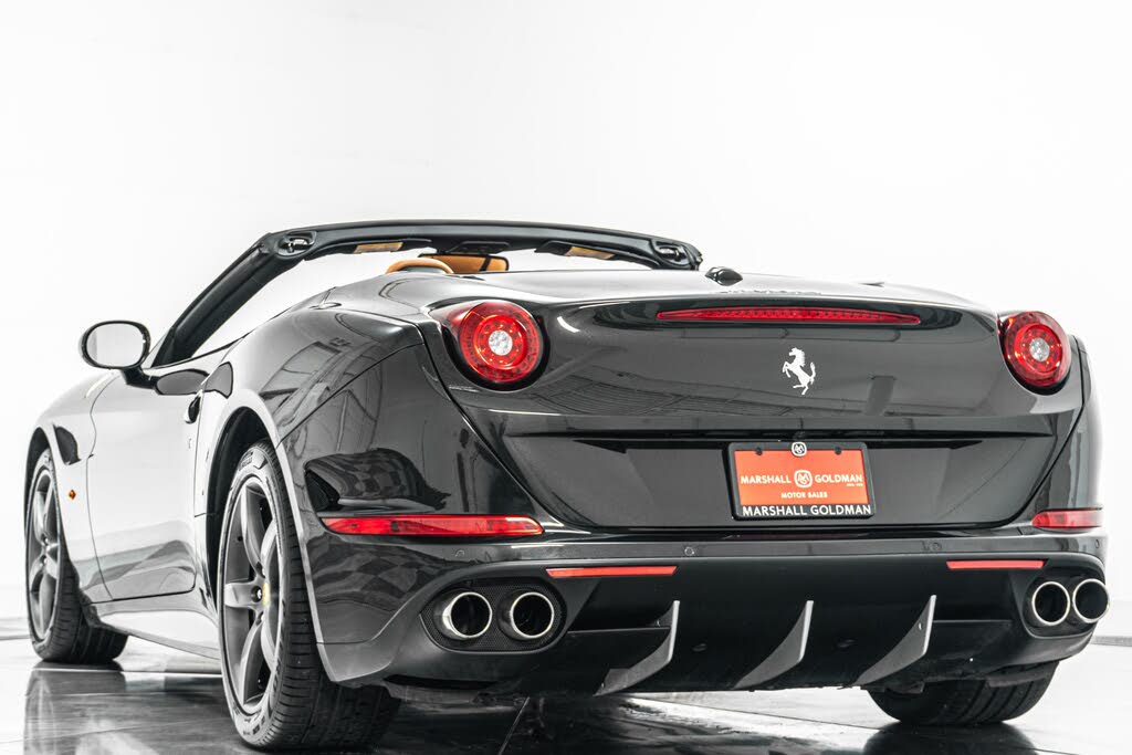 2015 Ferrari California T Roadster photo 7