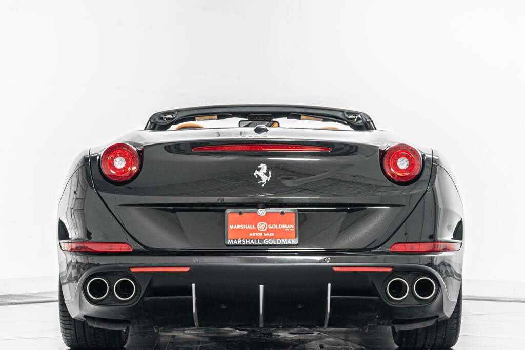 2015 Ferrari California T Roadster photo 8