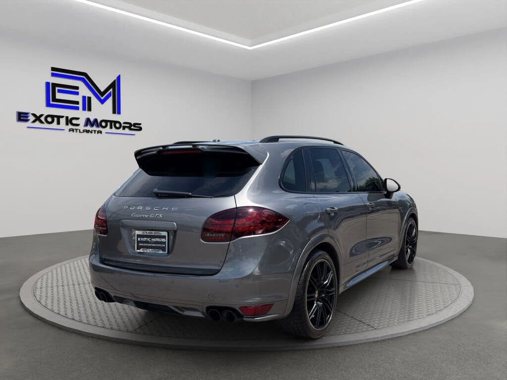 2013 Porsche Cayenne GTS AWD photo 5