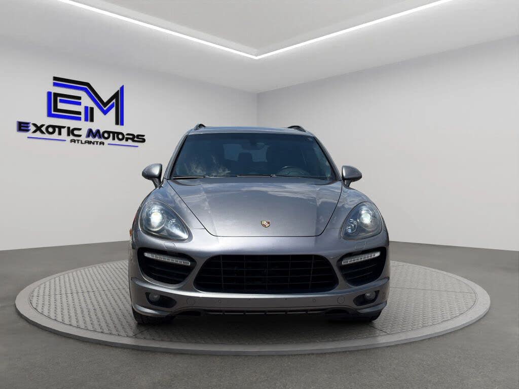2013 Porsche Cayenne GTS AWD photo 8