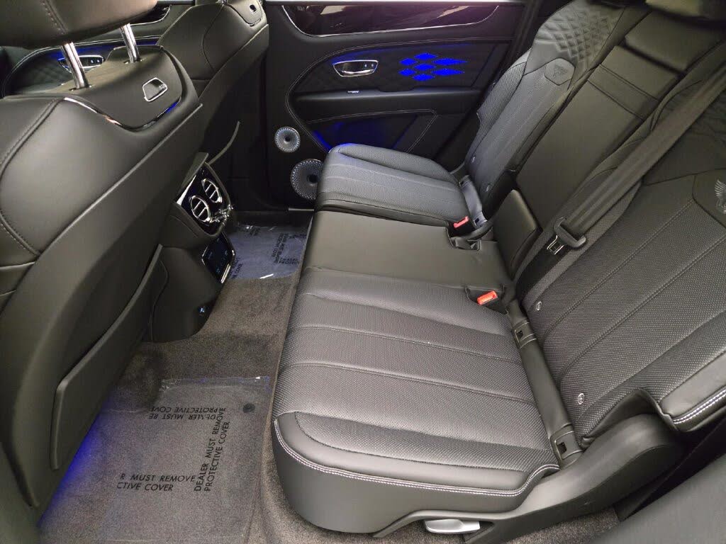 2025 Bentley Bentayga Azure V8 AWD photo 23
