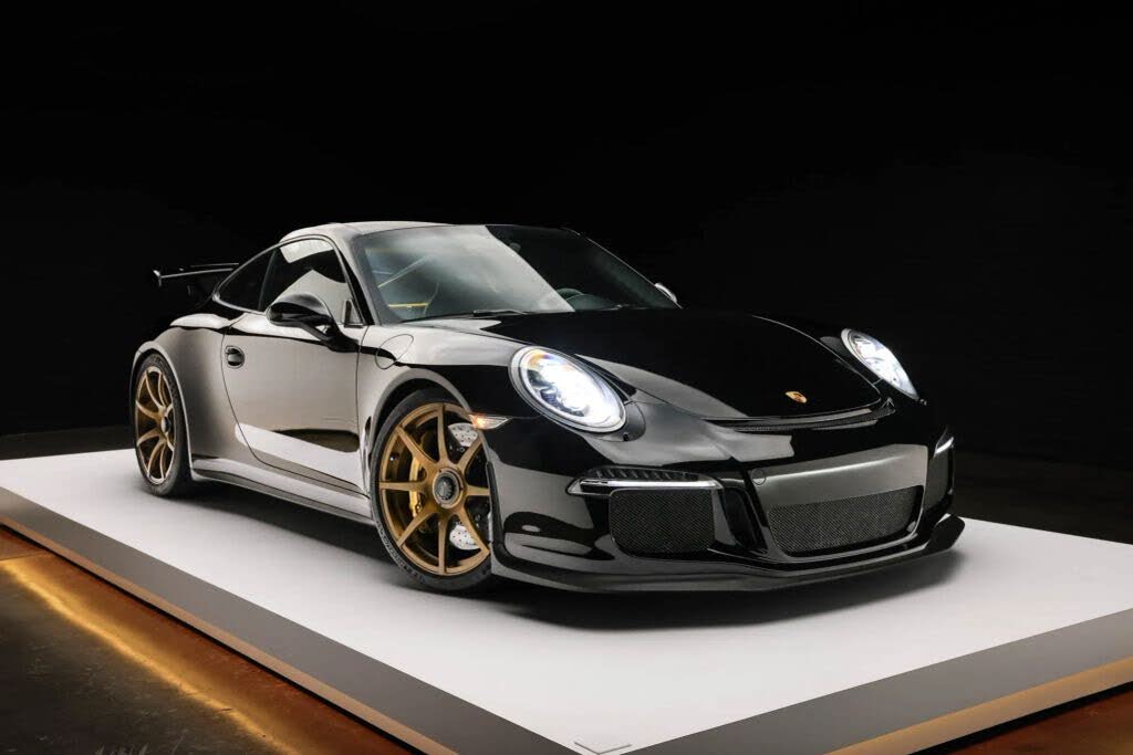 2014 Porsche 911 GT3 Coupe RWD photo 6