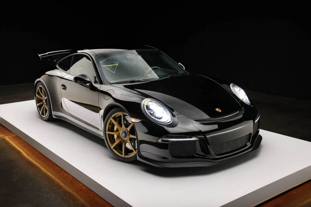 2014 Porsche 911 GT3 Coupe RWD photo 8