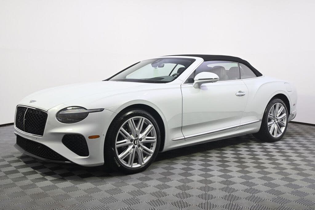 2026 Bentley Continental GTC AWD photo 2