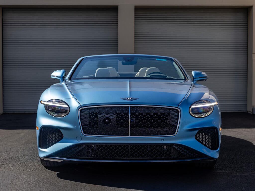 2026 Bentley Continental GTC Azure AWD photo 2