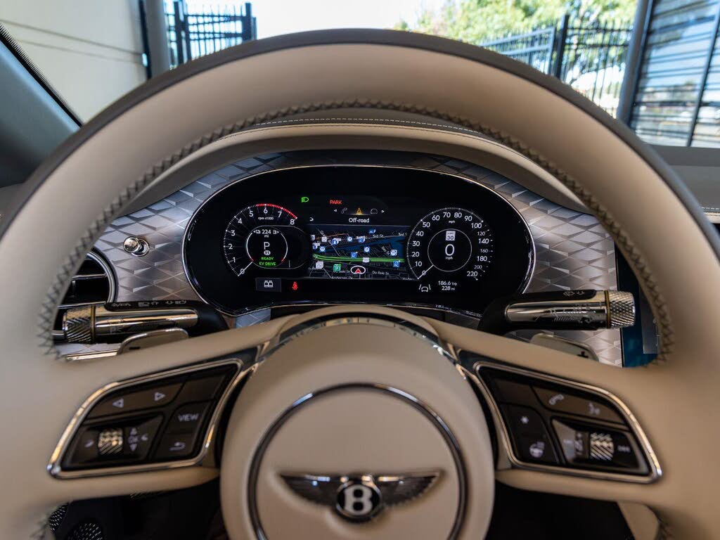 2026 Bentley Continental GTC Azure AWD photo 13