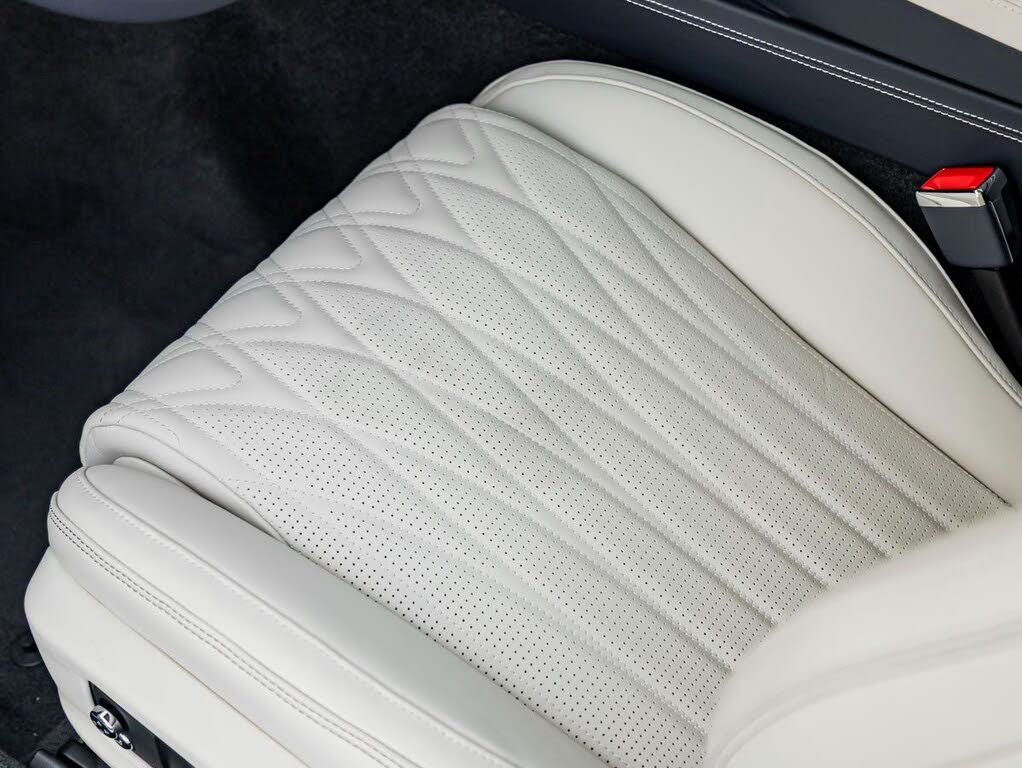 2026 Bentley Continental GTC Azure AWD photo 19