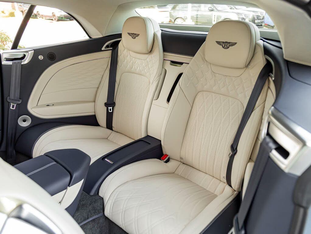 2026 Bentley Continental GTC Azure AWD photo 23