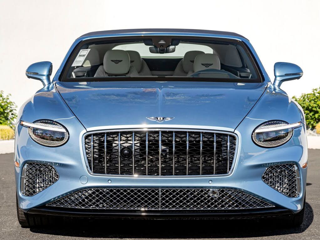 2026 Bentley Continental GTC Azure AWD photo 8