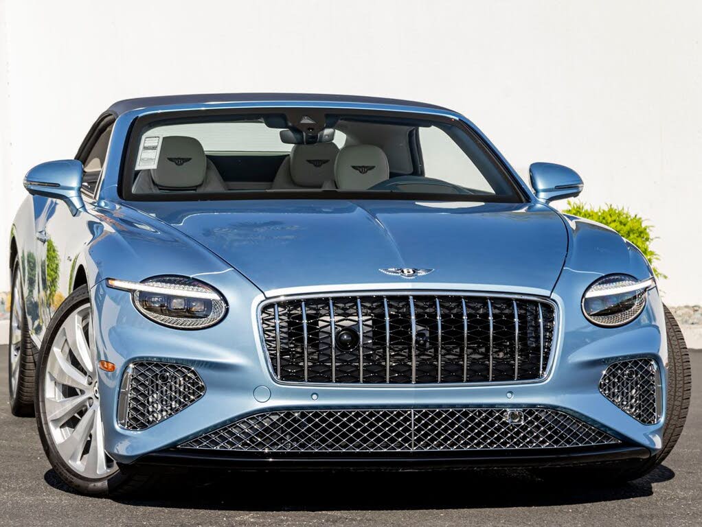 2026 Bentley Continental GTC Azure AWD photo 9