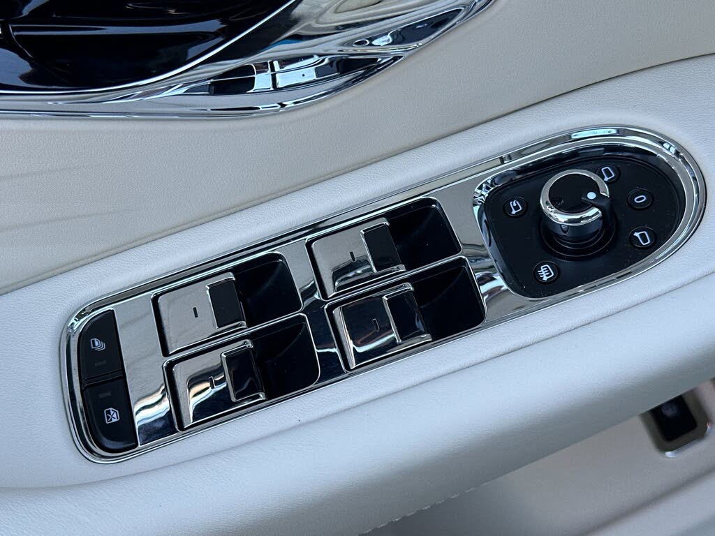 2026 Bentley Continental GT Azure AWD photo 15