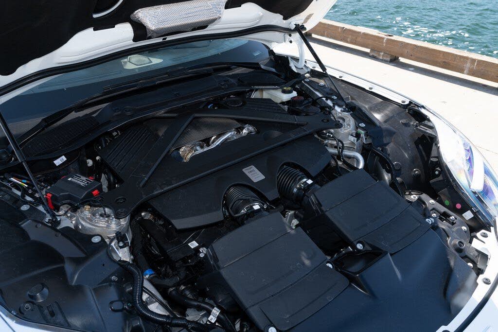 2026 Aston Martin DB12 V8 RWD photo 12