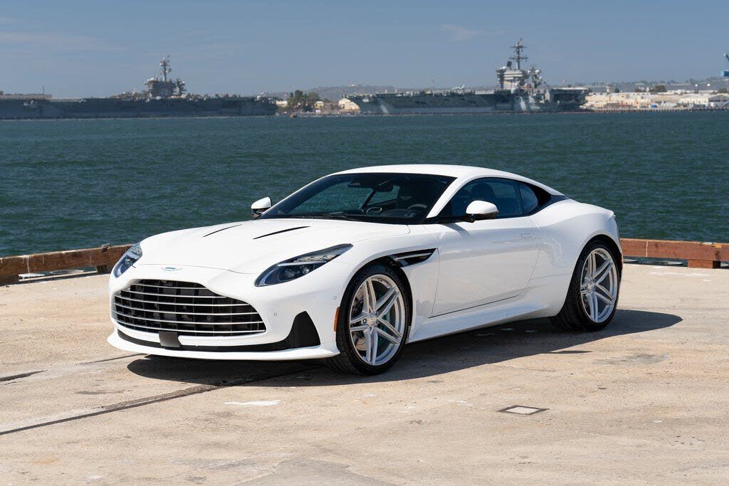 2026 Aston Martin DB12 V8 RWD photo 24