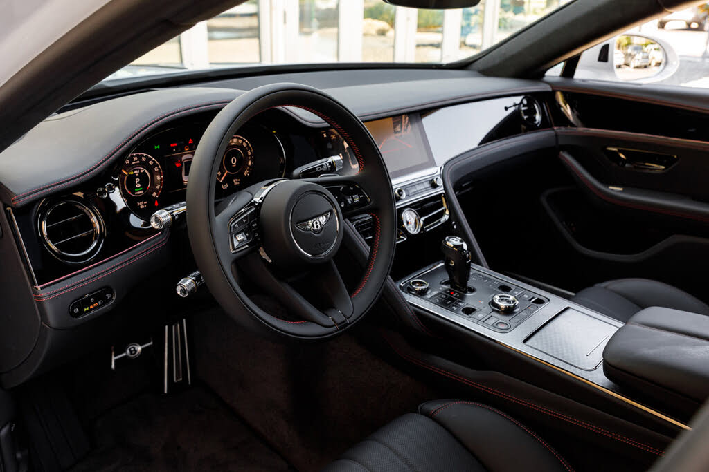2026 Bentley Flying Spur photo 14