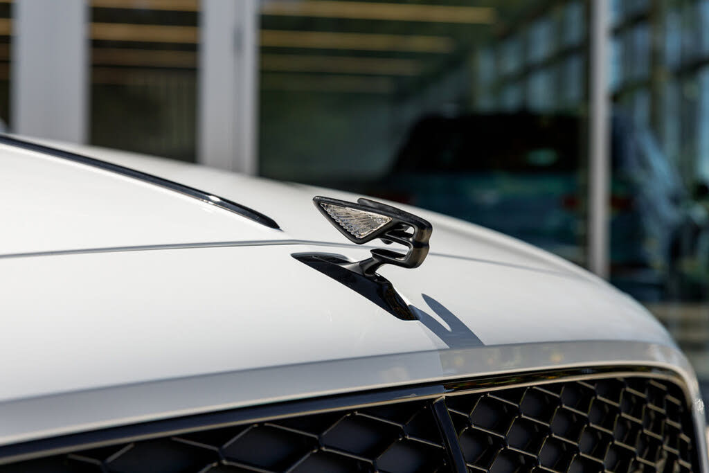 2026 Bentley Flying Spur photo 3